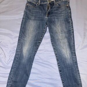 Lucky Brand Women's Faded Blue Jeans